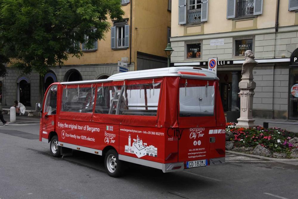 Inaugurazione Bergamo City Tour - minibus