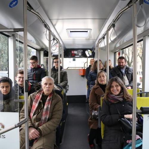 Inaugurazione Linea C_open bus (2).jpg